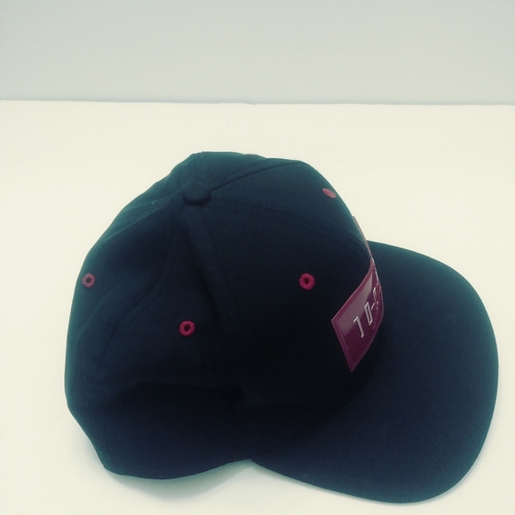 Nike Air Jordan 11 Retro "Bred" Snapback Hat Black CK1277-010 - Picture 3 of 5
